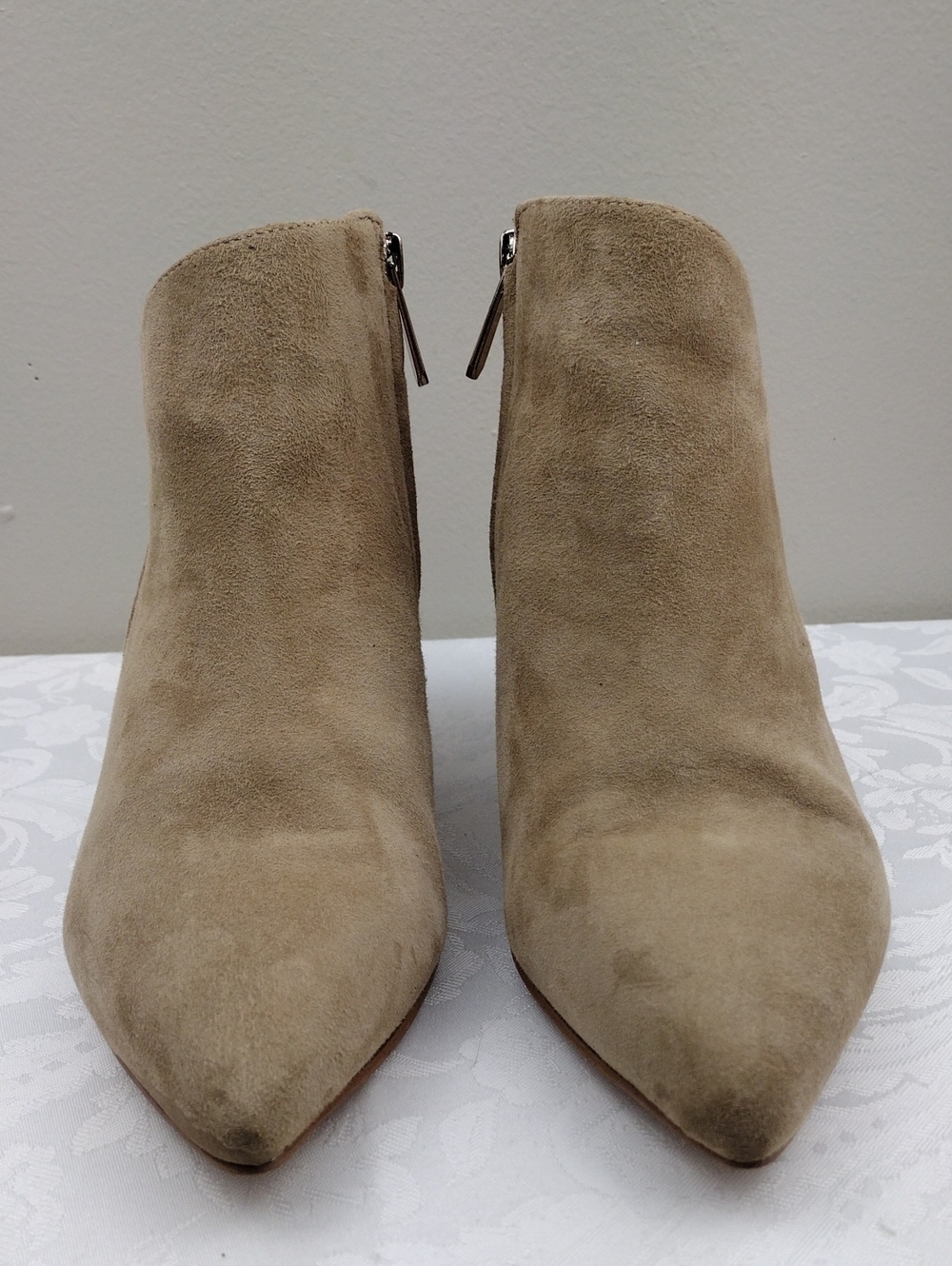 Sam Edelman Kadison Taupe Suede Leather V Cutout Point Toe Kitten Heel Bootie - Picture 2 of 16